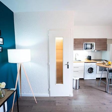 Appartement N2 Centre Village, Clim, Parking Gratuit Айга-Мортас Екстериор снимка